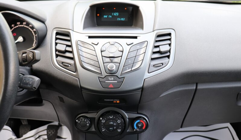 FORD FIESTA 1.25 BENZYNA. NISKI PRZEBIEG, GWARANCJA full