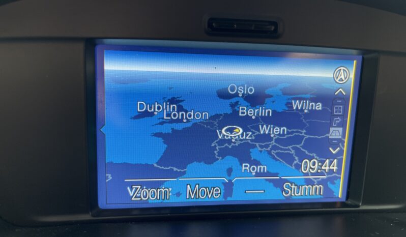 SUV FORD Kuga  2015 Diesel Manualna FWD (przód) Biały 5 5 Niemcy Metalik full