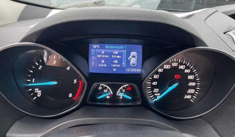 SUV FORD Kuga  2015 Diesel Manualna FWD (przód) Biały 5 5 Niemcy Metalik full