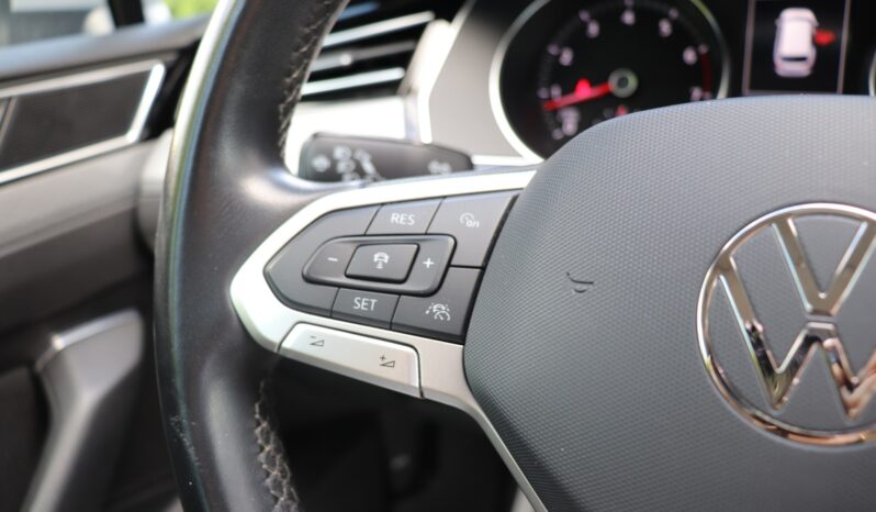 VOLKSWAGEN PASSAT 1.5 BENZYNA, SERWISOWANY, 1 WŁAŚCICIEL, KRAJOWY full