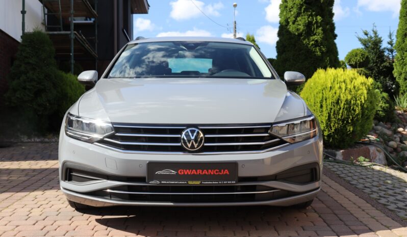 VOLKSWAGEN PASSAT 1.5 BENZYNA, SERWISOWANY, 1 WŁAŚCICIEL, KRAJOWY full