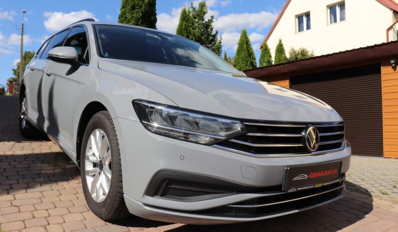 VOLKSWAGEN PASSAT 1.5 BENZYNA, SERWISOWANY, 1 WŁAŚCICIEL, KRAJOWY full