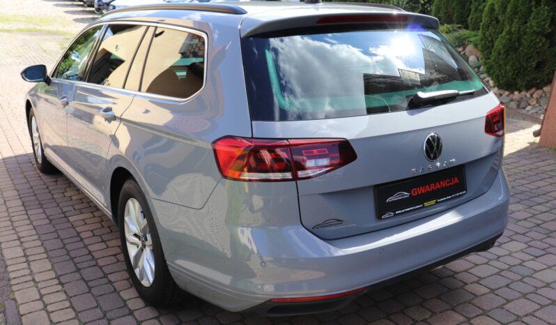 VOLKSWAGEN PASSAT 1.5 BENZYNA, SERWISOWANY, 1 WŁAŚCICIEL, KRAJOWY full
