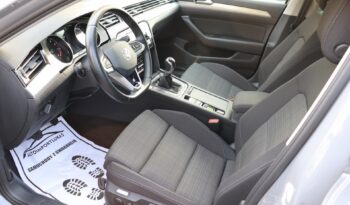 VOLKSWAGEN PASSAT 1.5 BENZYNA, SERWISOWANY, 1 WŁAŚCICIEL, KRAJOWY full