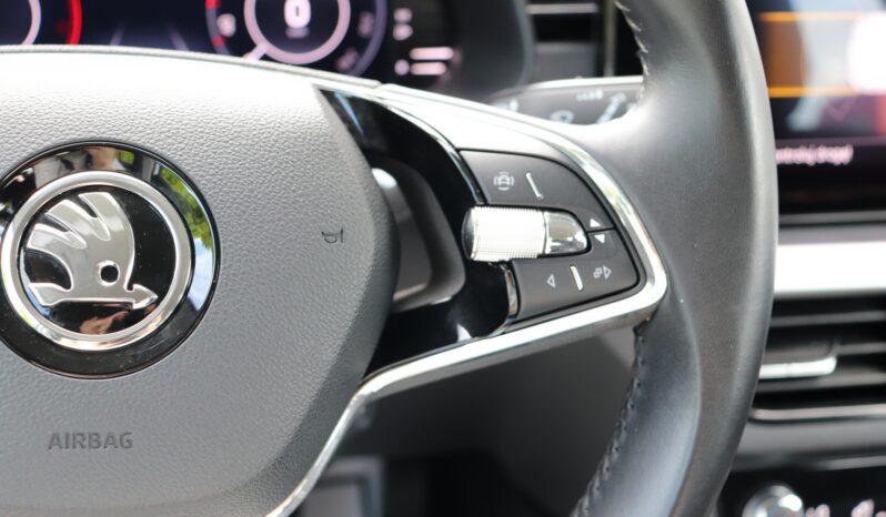 SKODA KAMIQ 1.0 TSI, SERWISOWANY, 1 WŁAŚCICIEL full