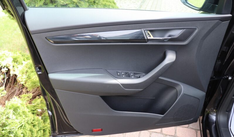 SKODA KAROQ 1.5 TSI STYLE,AUTOMAT full