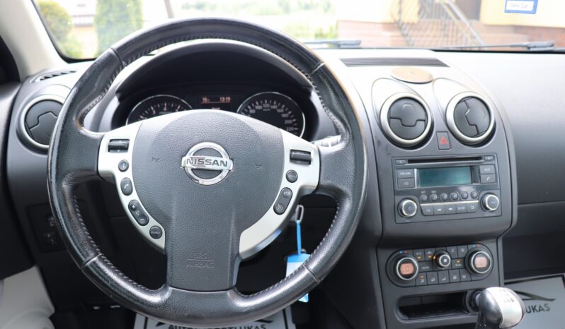 NISSAN QASHQAI 1.6 full