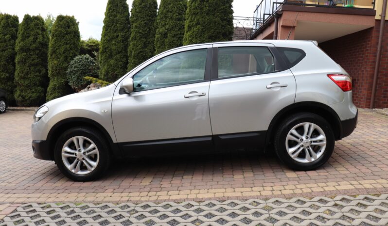 NISSAN QASHQAI 1.6 full