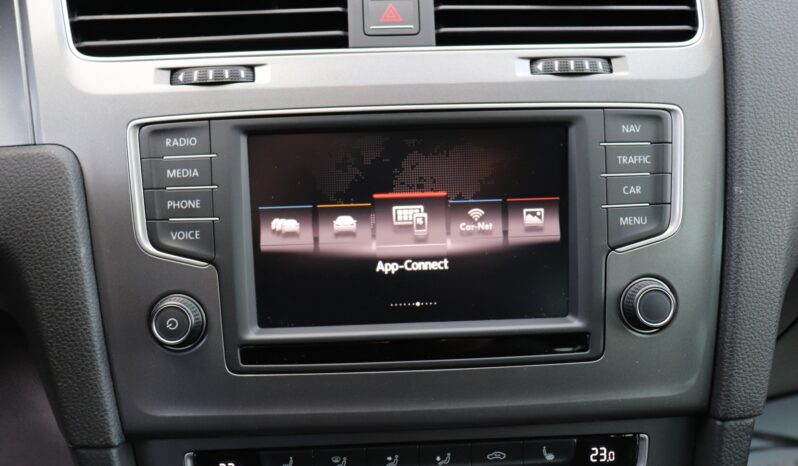 VOLKSWAGEN GOLF VII 2.0 TDI full