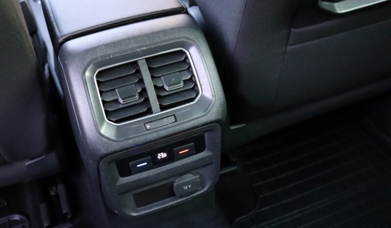 VOLKSWAGEN TIGUAN 2.0 TDI Higline, webasto ,Virtual cockpit full