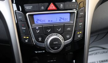 HYUNDAI I30 1.6 CRDI full