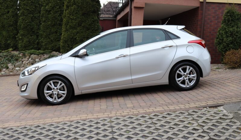 HYUNDAI I30 1.6 CRDI full