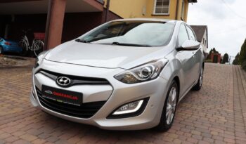 HYUNDAI I30 1.6 CRDI full