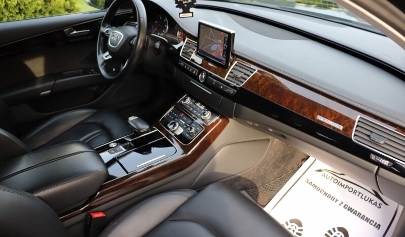 AUDI A8 3.0 V6 262KM full