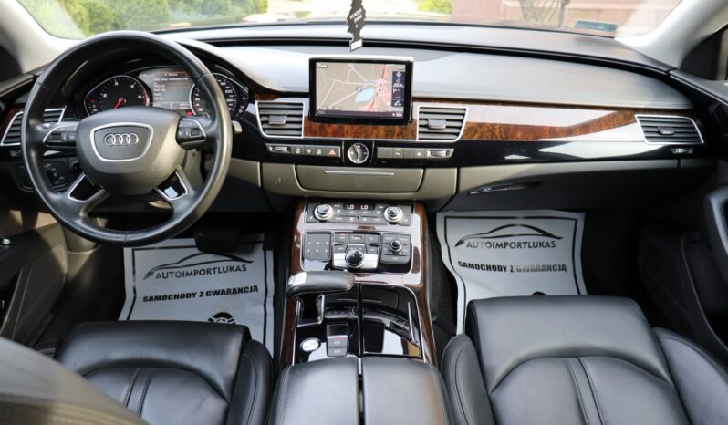 AUDI A8 3.0 V6 262KM full