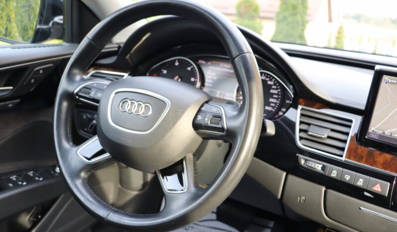 AUDI A8 3.0 V6 262KM full