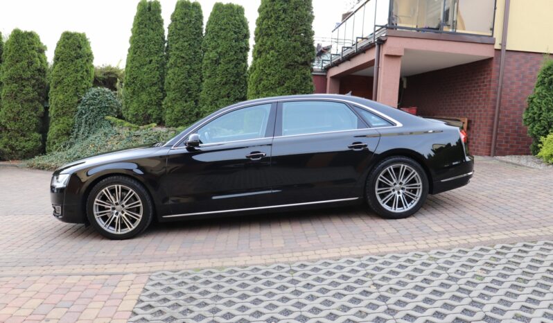 AUDI A8 3.0 V6 262KM full