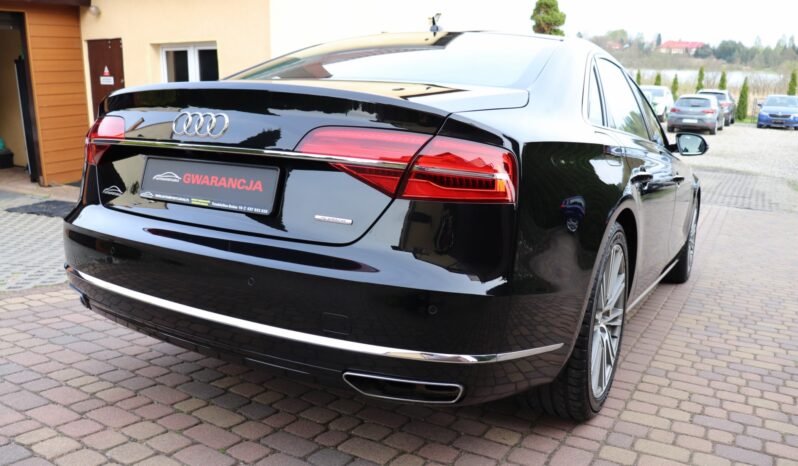 AUDI A8 3.0 V6 262KM full