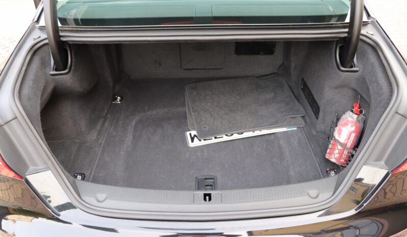 AUDI A8 3.0 V6 262KM full