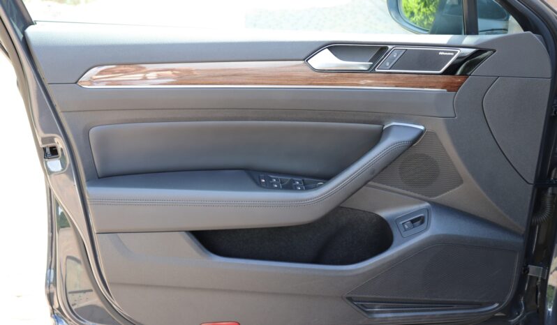 VOLKSWAGEN PASSAT 2.0 TDI, 4X4, SERWISOWANY, BOGATE WYPOSAŻENIE, AUTOMAT full