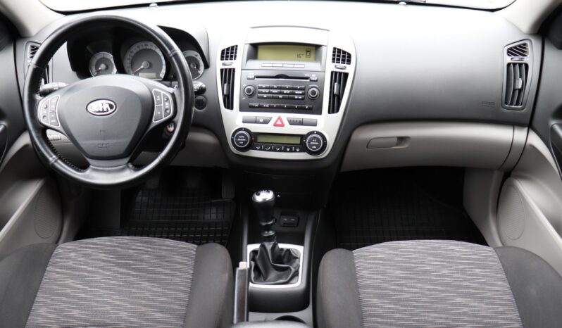 KIA CEED 1.6 CRDI full
