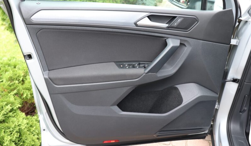 VOLKSWAGEN TIGUAN 2.0 TDI, 1 WŁAŚCICIEL, SERWISOWANY full