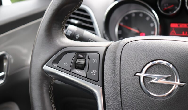 OPEL MOKKA 1.6 BENZYNA, 1 WŁAŚCICIEL, SERWISOWANY, NISKI PRZEBIEG full