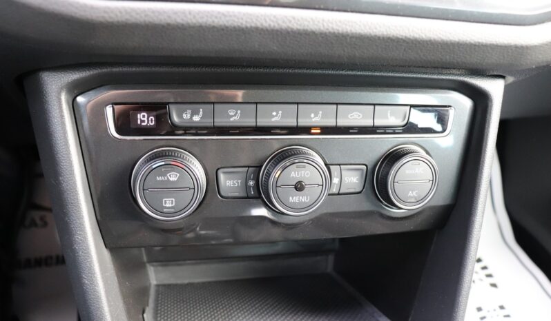 VOLKSWAGEN TIGUAN 2.0 TDI, 1 WŁAŚCICIEL, SERWISOWANY, GWARANCJA, 4X4, DSG full