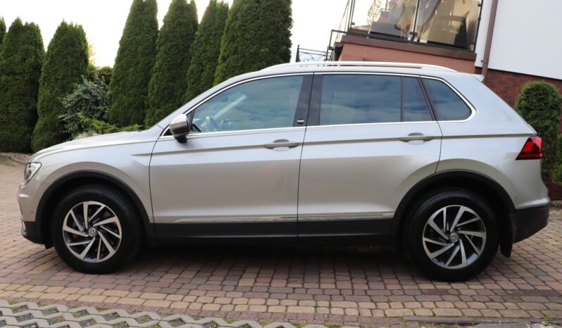 VOLKSWAGEN TIGUAN 2.0 TDI, 1 WŁAŚCICIEL, SERWISOWANY, GWARANCJA, 4X4, DSG full