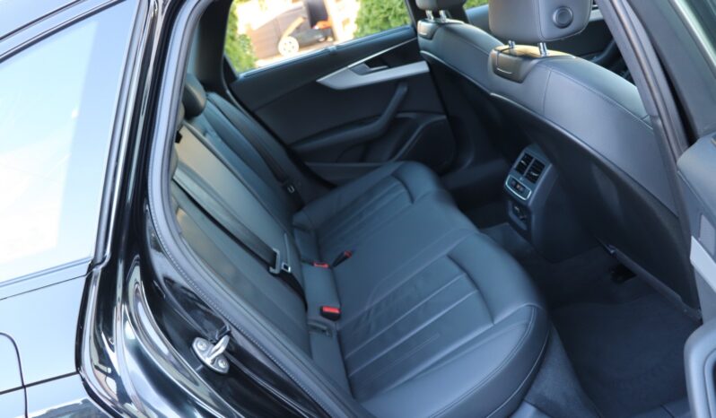 AUDI A4 40 TDI S-TRONIC, SERWISOWANY, GWARANCJA. full