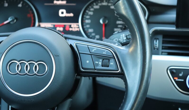 AUDI A4 40 TDI S-TRONIC, SERWISOWANY, GWARANCJA. full