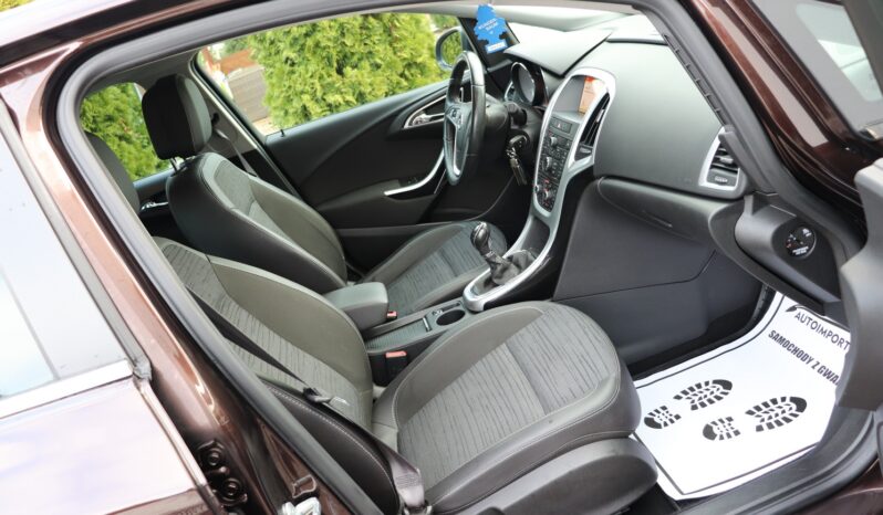 OPEL ASTRA 1.4 BENZYNA , NISKI PRZEBIEG, GWARANCJA full