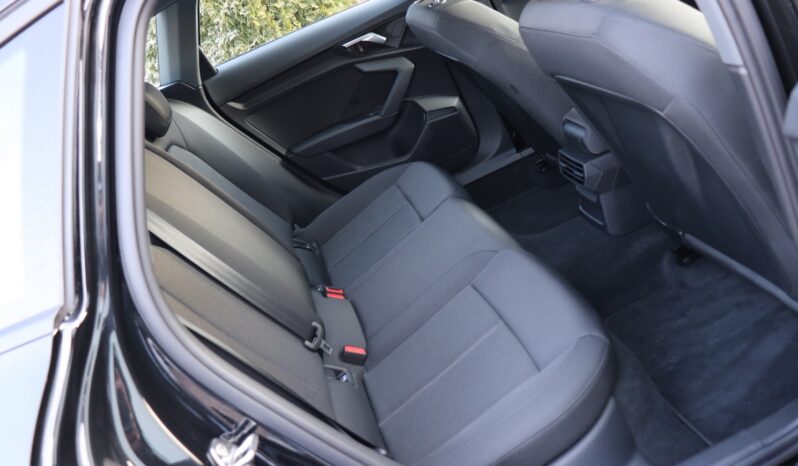AUDI A3 35 TFSI MHEV S-TRONIC, 1 WŁAŚCICIEL, KRAJOWY, SERWISOWANY, NISKI PRZEBIEG, GWARANCJA, SAM PARKUJE full