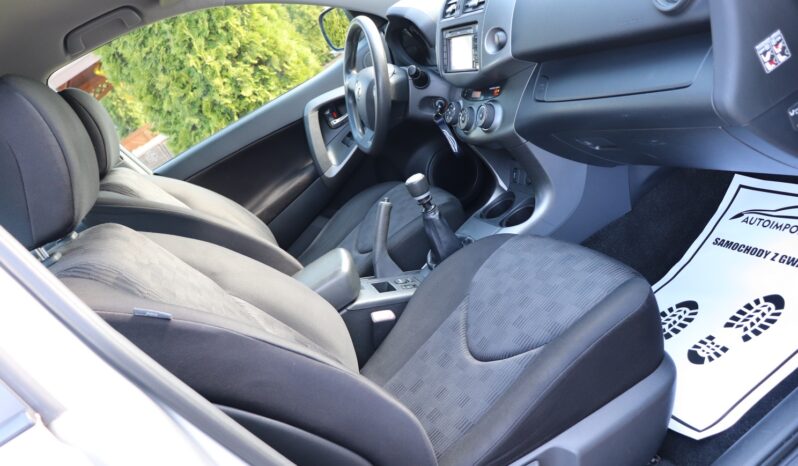 TOYOTA RAV4 2.0 BENZYNA full