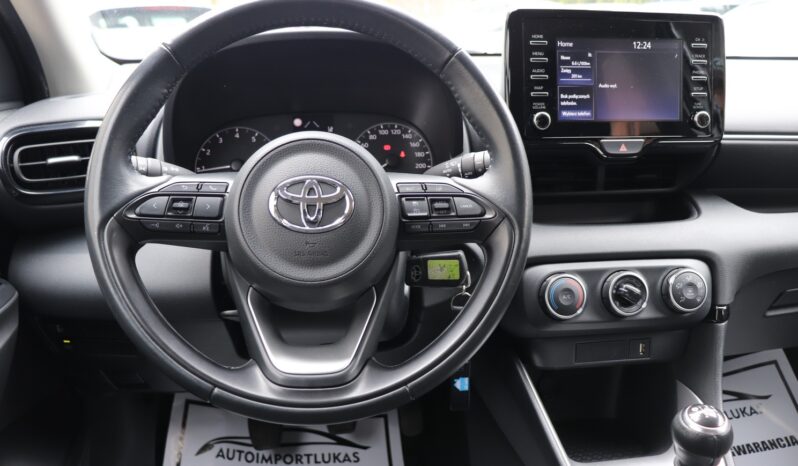 TOYOTA YARIS 1.5, 1 WŁAŚCICIEL, SERWISOWANY, NISKI PRZEBIEG, GWARANCJA full