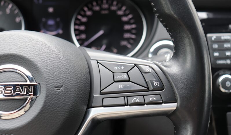 NISSAN QASHQAI 1.6, 1 WŁAŚCICIEL, NISKI PRZEBIEG, BOGATE WYPOSAŻENIE full