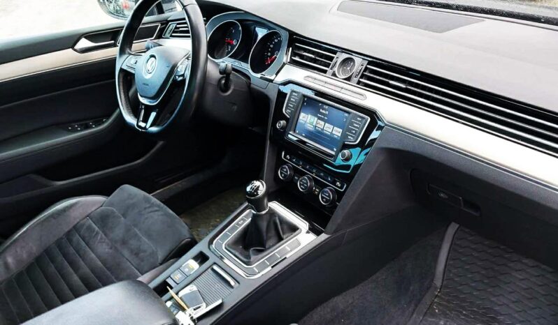 VW Passat Variant 2,0 TDI BMT Highline full