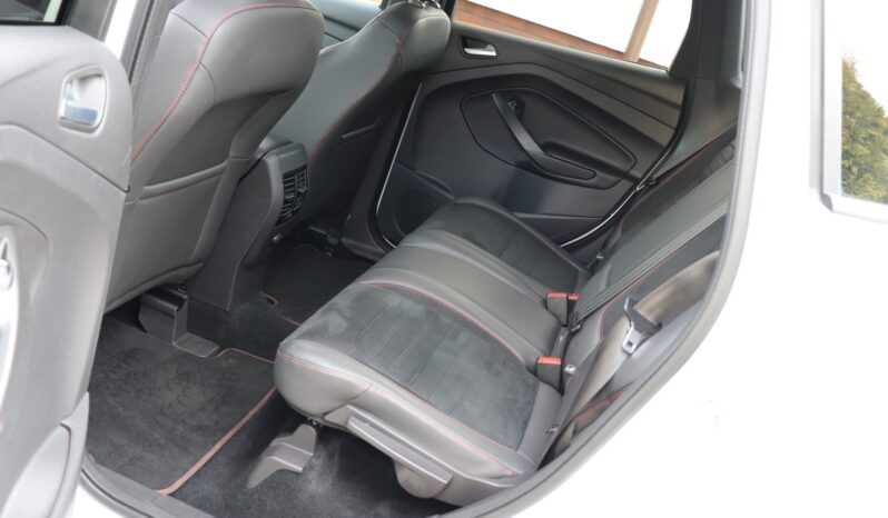 FORD KUGA 2.0 TDCI, SERWISOWANY, DOBRZE WYPOSAŻONY,4X4, GWARANCJA full