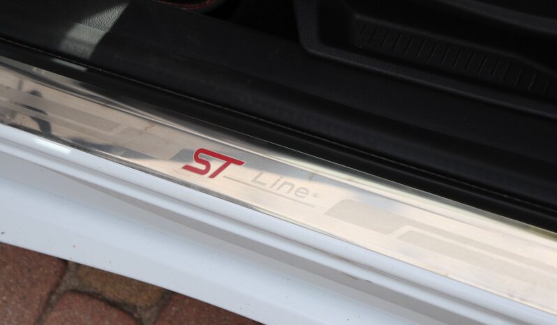 FORD KUGA 2.0 TDCI, SERWISOWANY, DOBRZE WYPOSAŻONY,4X4, GWARANCJA full