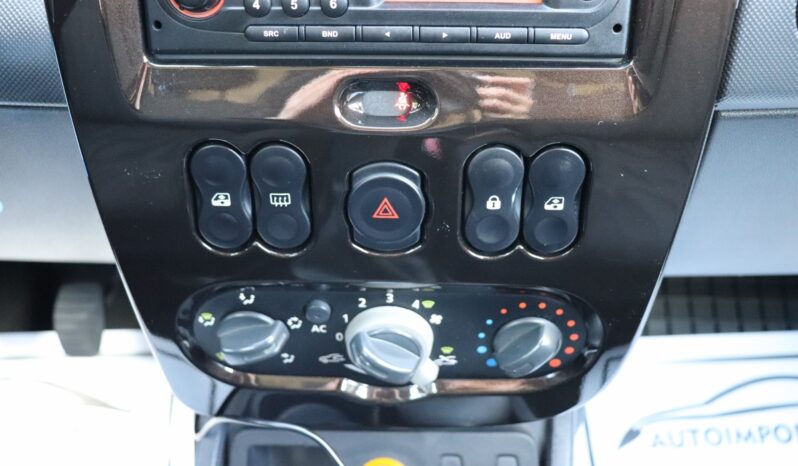 DACIA DUSTER 1.6 BENZYNA 2011, 1 WŁAŚCICIEL, SERWISOWANY, NISKI PRZEBIEG full