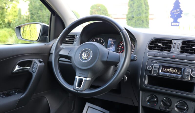 VOLKSWAGEN POLO 1.2 BENZYNA full