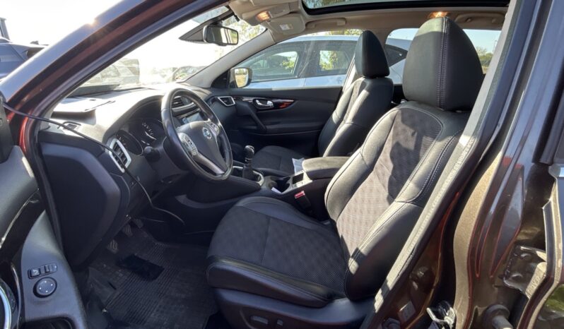 Nissan Qashqai 1.6 DIG-T Tekna full